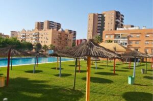 Piscina Piso en Venta en Montequinto, Sevilla