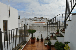 Chalet adosado en Vejer Escaleras azotea